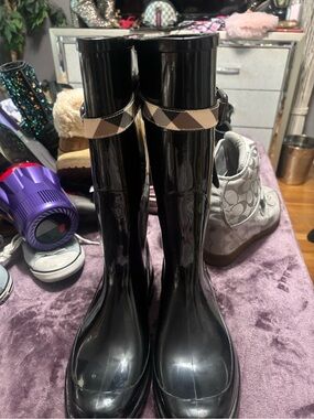 Burberry Black Glossy Rain Boots with Beige Check Strap